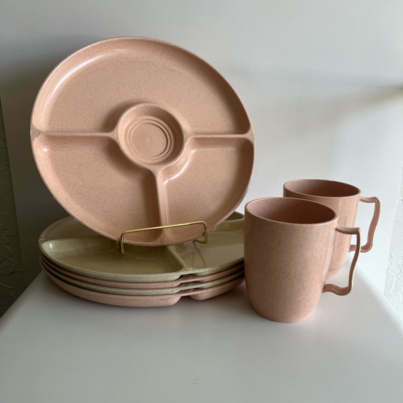 Vintage Gothamware 2 Cups & 5 Divided Plates Set of 7 MCM Made in USA - Picture 1 of 16